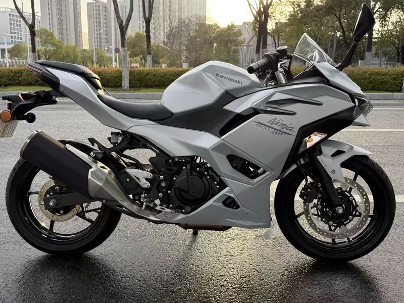 二手川崎Ninja 500