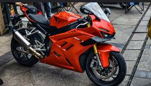 二手张雪机车820RR