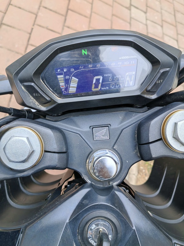 二手五羊本田CB190R 暴锋眼