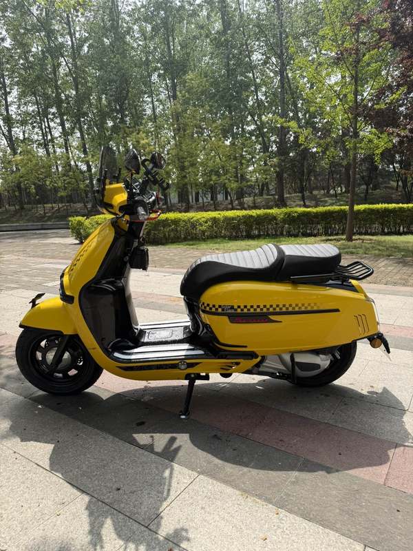 二手维多利亚Sixties 250Si