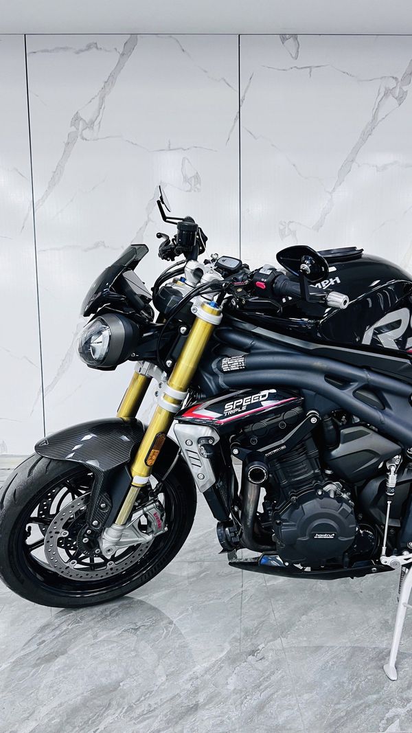 二手凯旋Speed Triple 1200