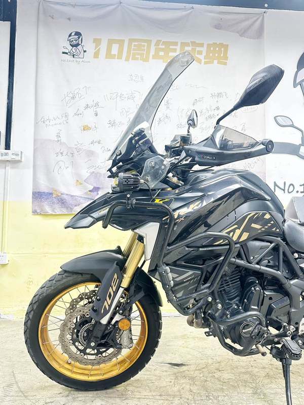 二手贝纳利TRK702