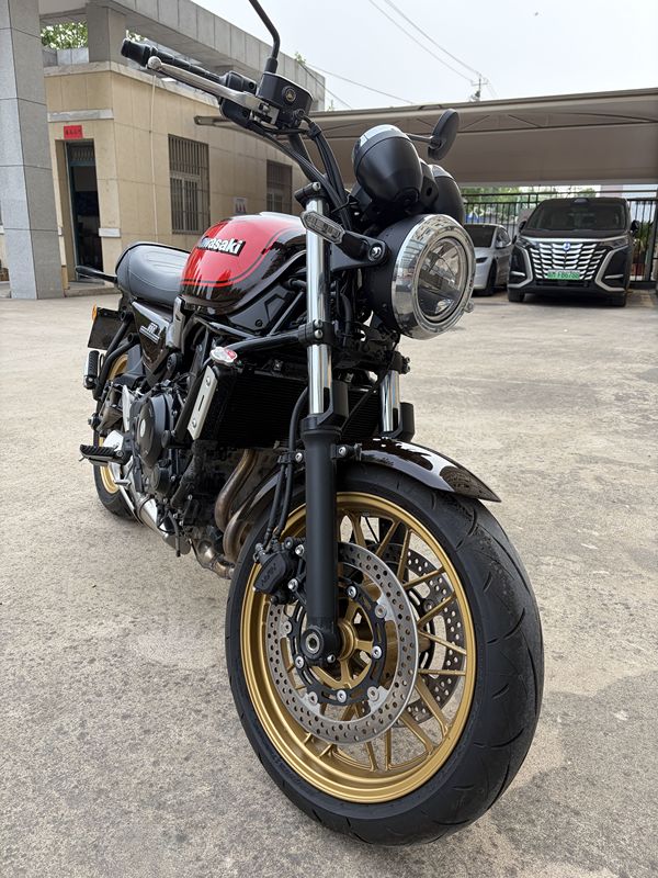 二手川崎Z650RS