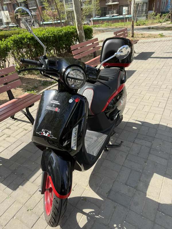 二手新大洲本田NS125LA