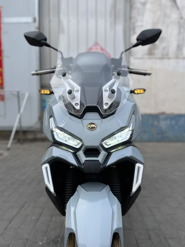 二手三阳哈士奇 Husky ADV150