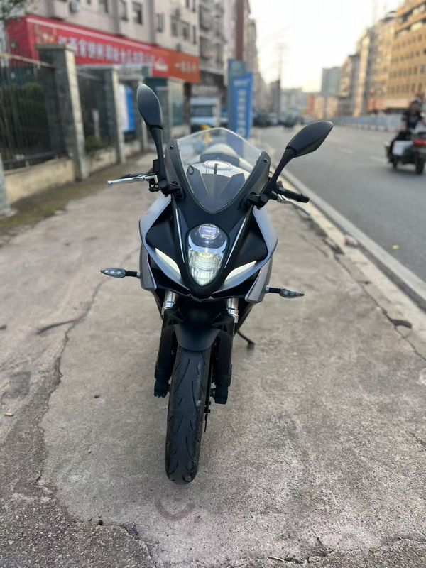 二手贝纳利龙卷风 Tornado 302R