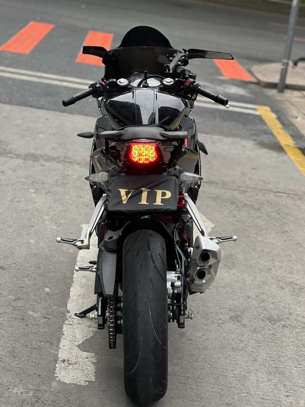 二手贝纳利龙卷风 Tornado 302R