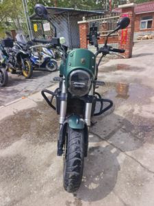 二手贝纳利幼狮 Leoncino 800