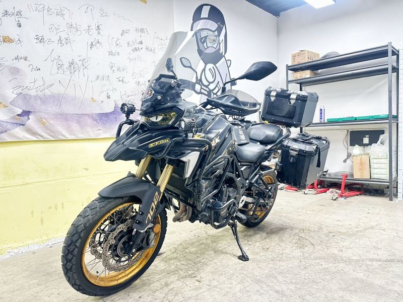 二手贝纳利TRK702