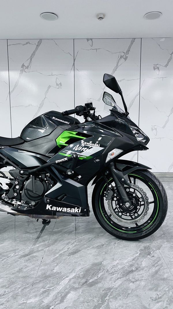 二手川崎Ninja 400