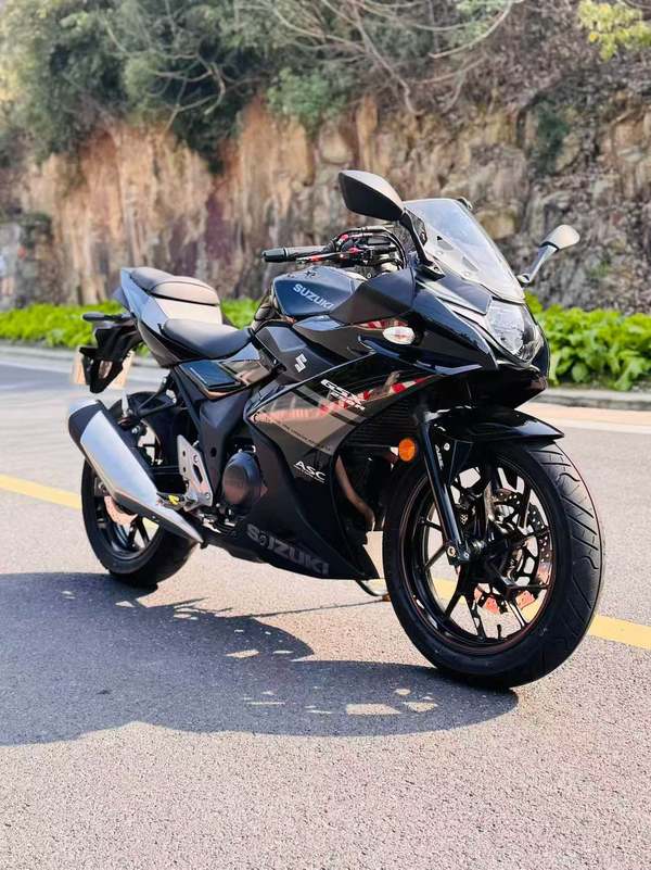 二手豪爵铃木GSX250R