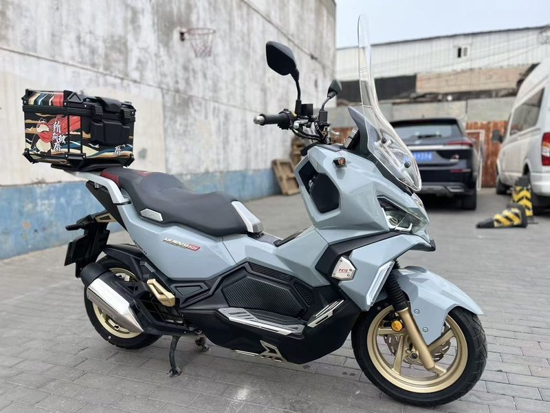 二手三阳哈士奇 Husky ADV150