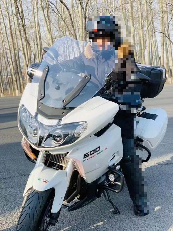 二手贝纳利600GC