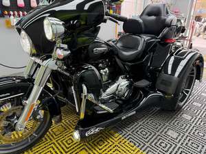 二手哈雷戴维森Tri Glide
