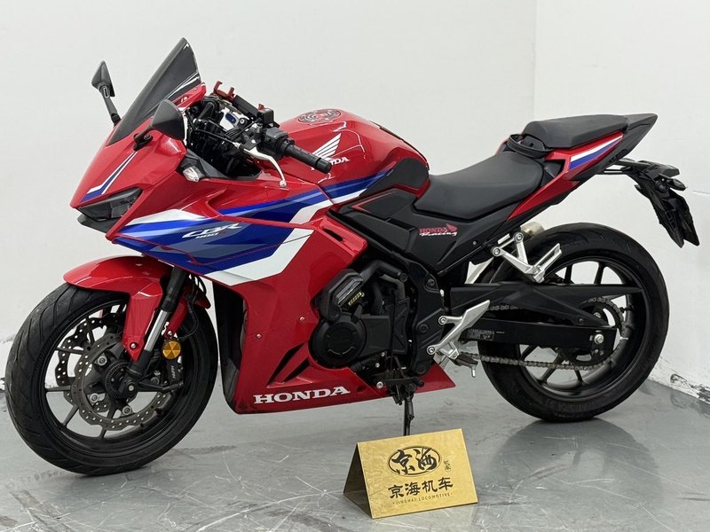 二手本田CBR400R
