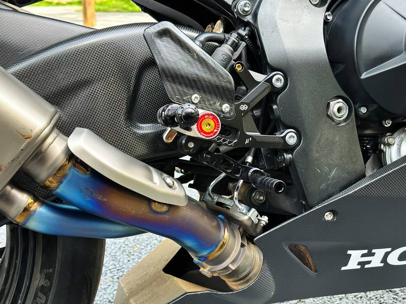 二手本田CBR 1000 RR-R