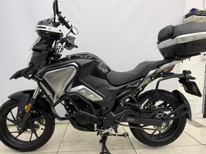 二手五羊本田猛鸷 CB190X