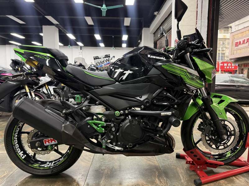二手川崎Z400
