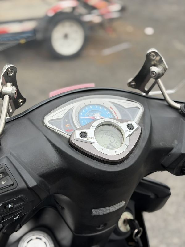 二手光阳弯道情人150 KCC