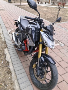 二手五羊本田CB190R 暴锋眼