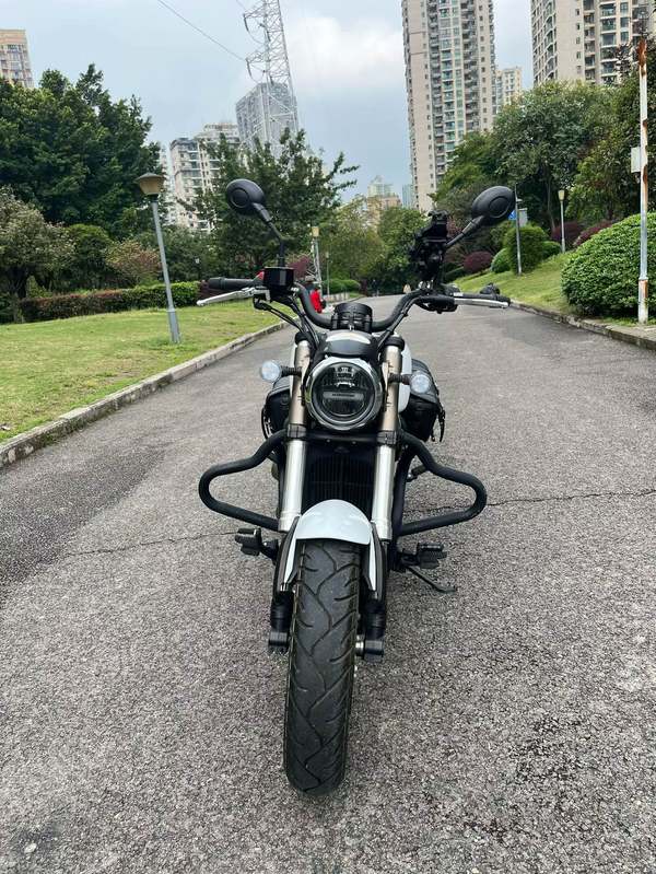 二手QJMOTOR闪300