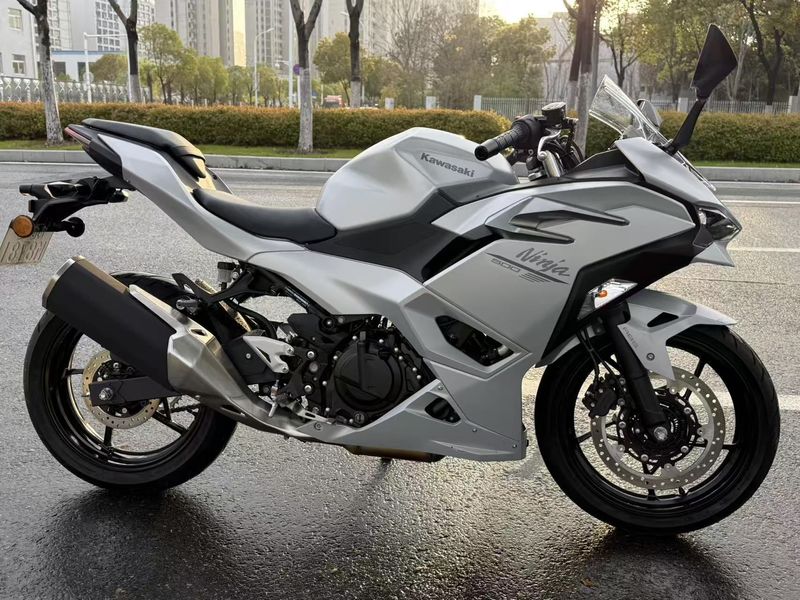 二手川崎Ninja 500