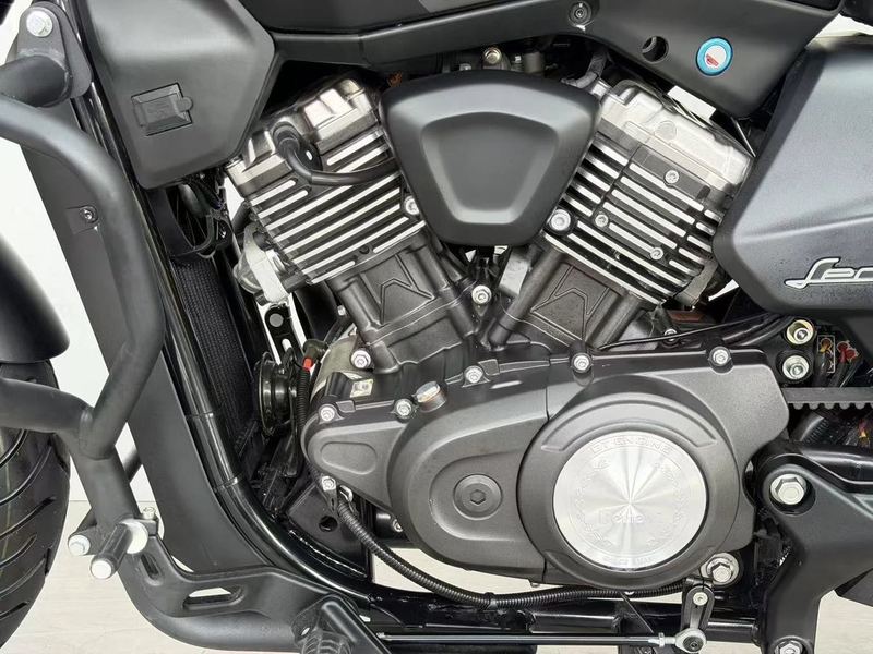 二手贝纳利哈伦252