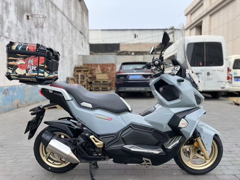 二手三阳哈士奇 Husky ADV150