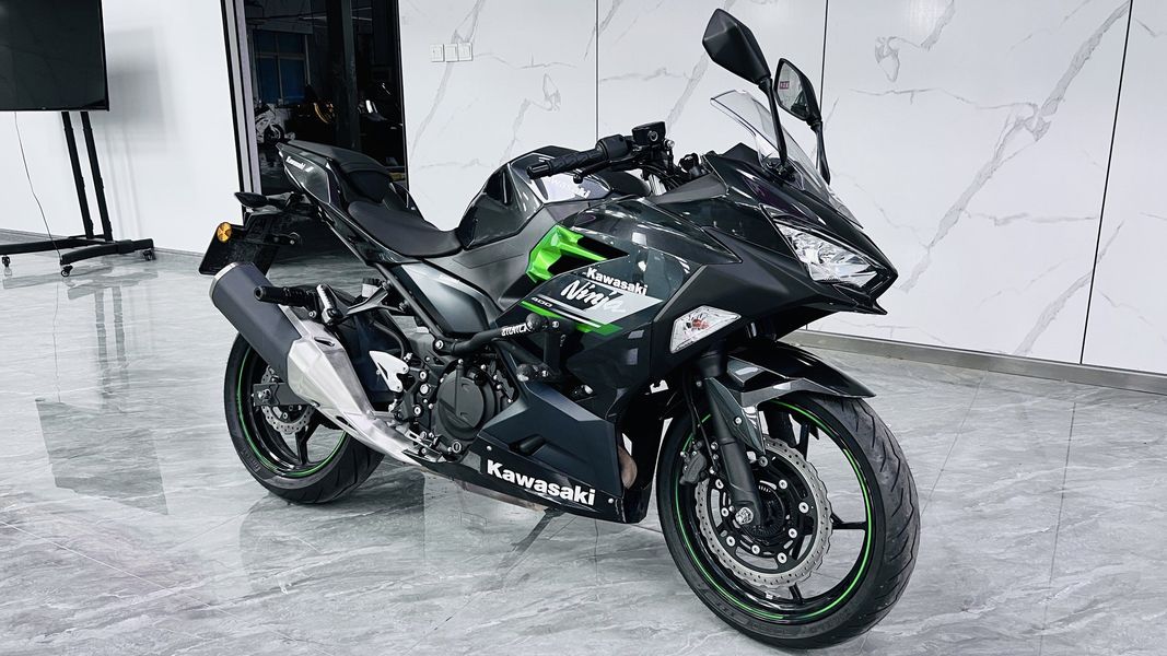 二手川崎Ninja 400