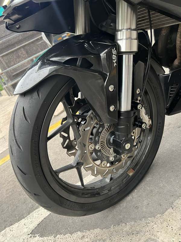 二手贝纳利龙卷风 Tornado 302R