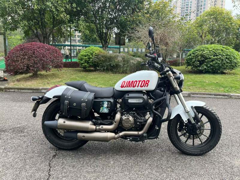 二手QJMOTOR闪300