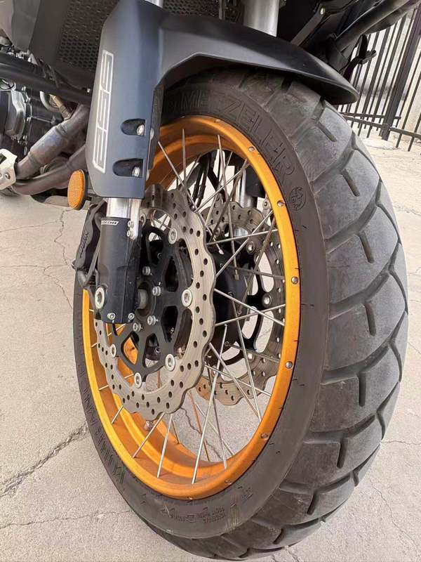 二手贝纳利TRK552