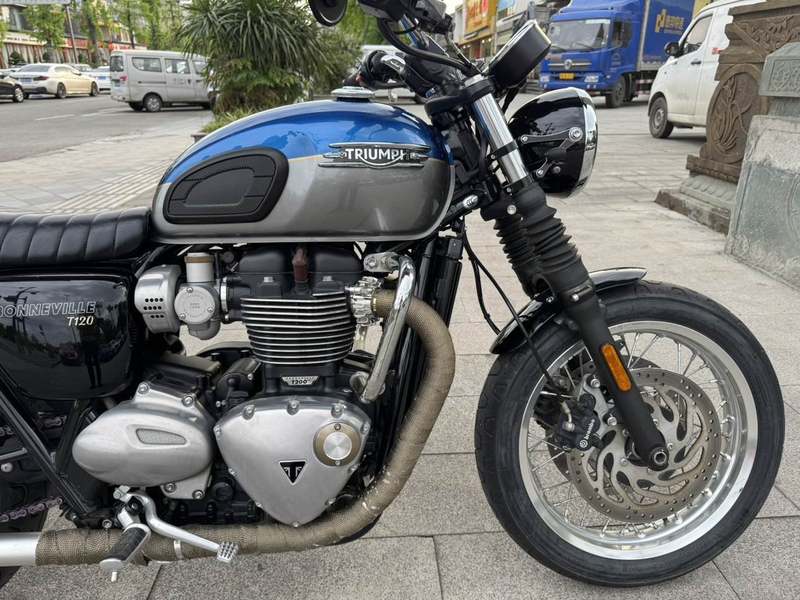 二手凯旋Bonneville T120