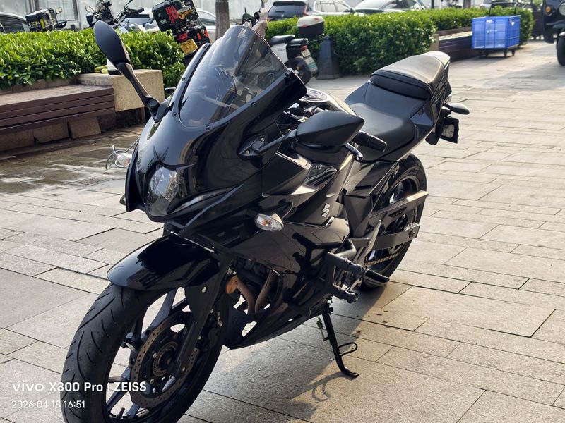 二手豪爵铃木GSX250R