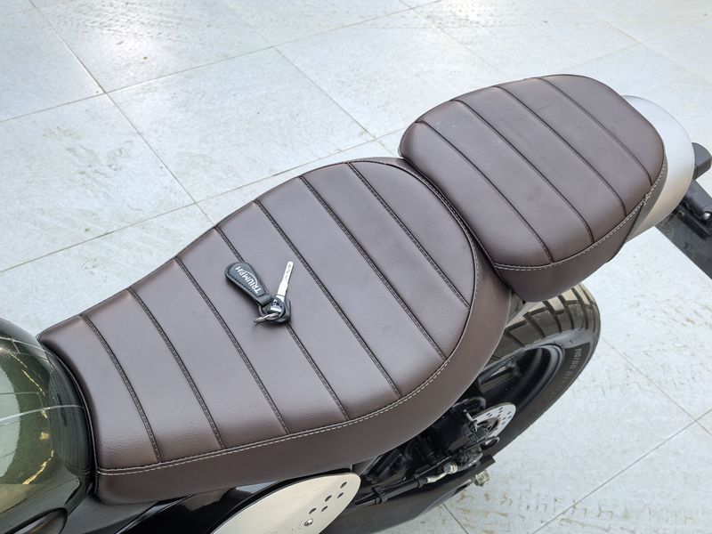 二手凯旋Scrambler 400 X