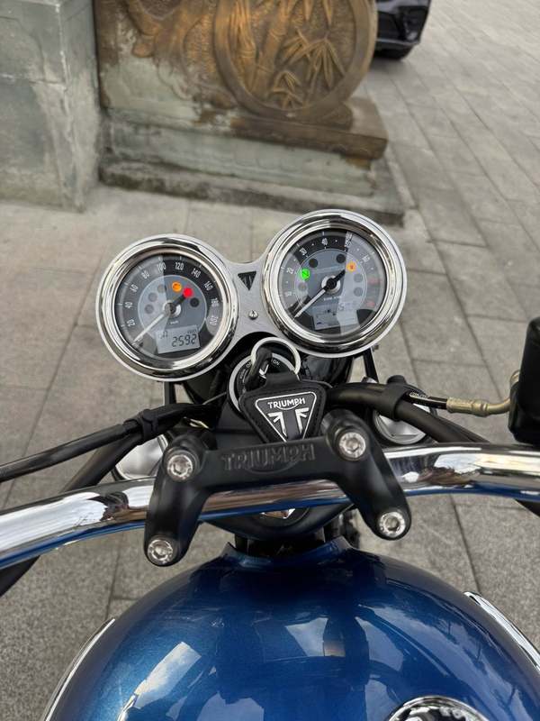 二手凯旋Bonneville T120