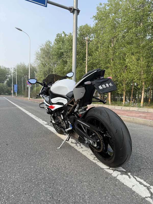 二手宝马S 1000 RR