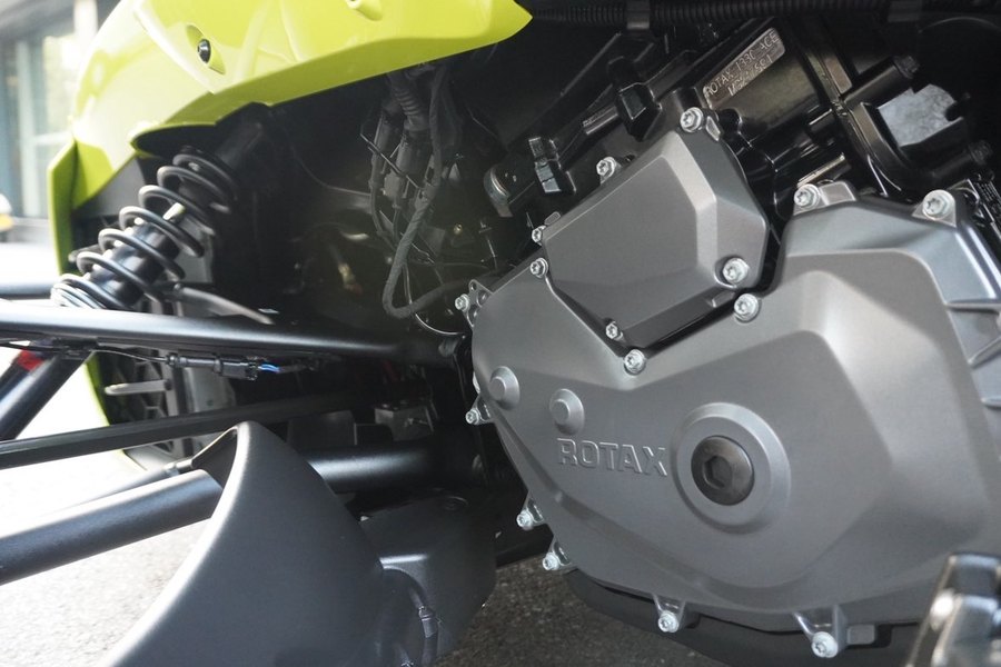 二手庞巴迪Spyder F3 