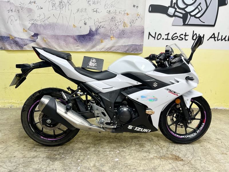 二手豪爵铃木GSX250R