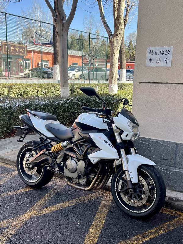 二手贝纳利TNT600i