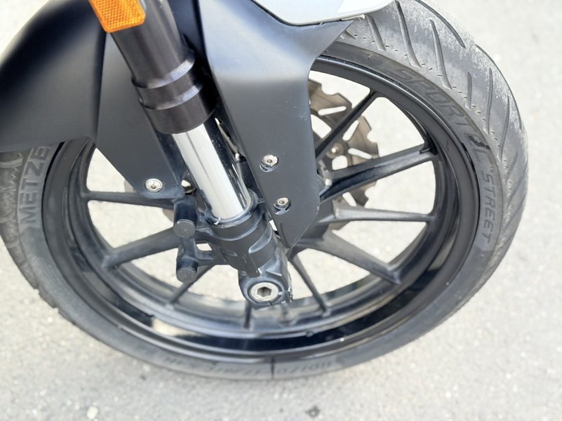 二手贝纳利幼狮 Leoncino 250