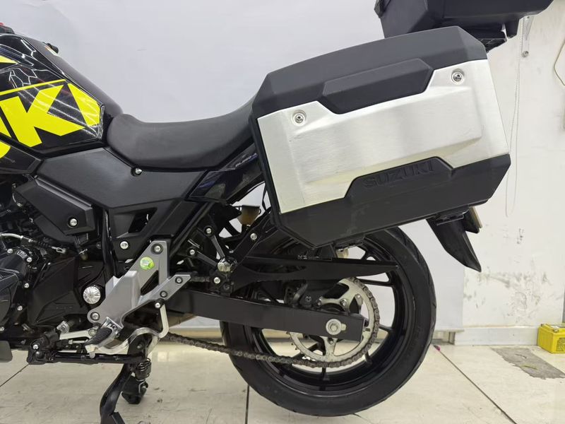 二手豪爵铃木DL250