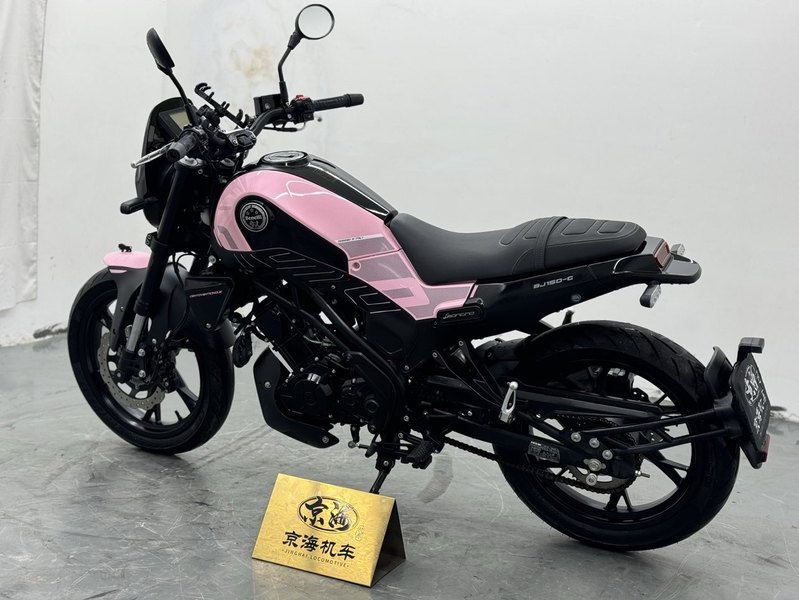 二手贝纳利幼狮 Leoncino 150