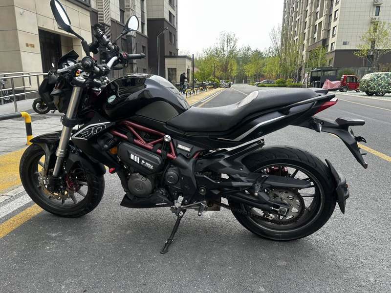 二手贝纳利蓝宝龙 BN302S