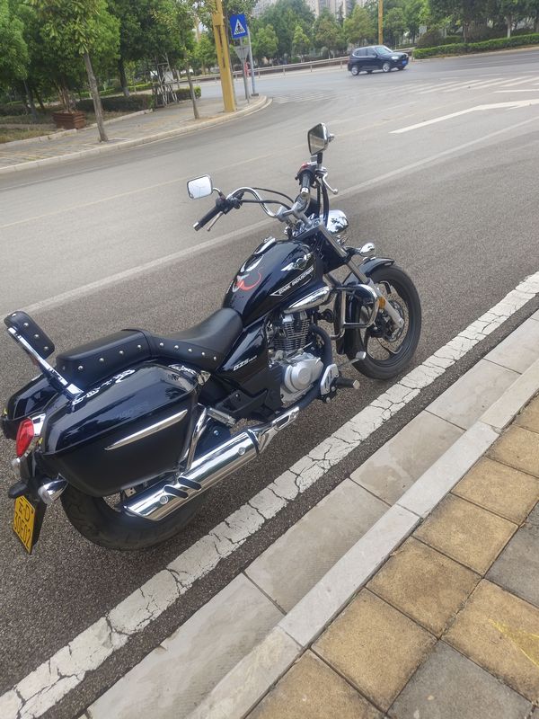 二手豪爵GZS150