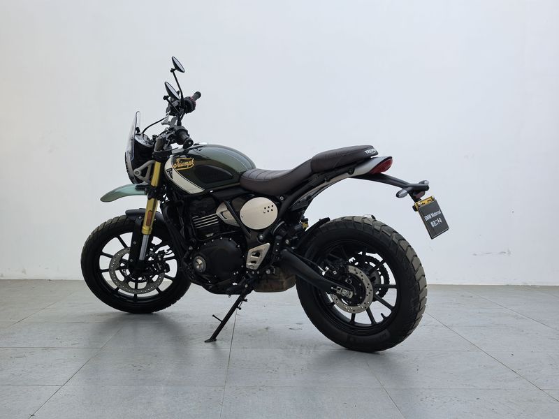 二手凯旋Scrambler 400 X