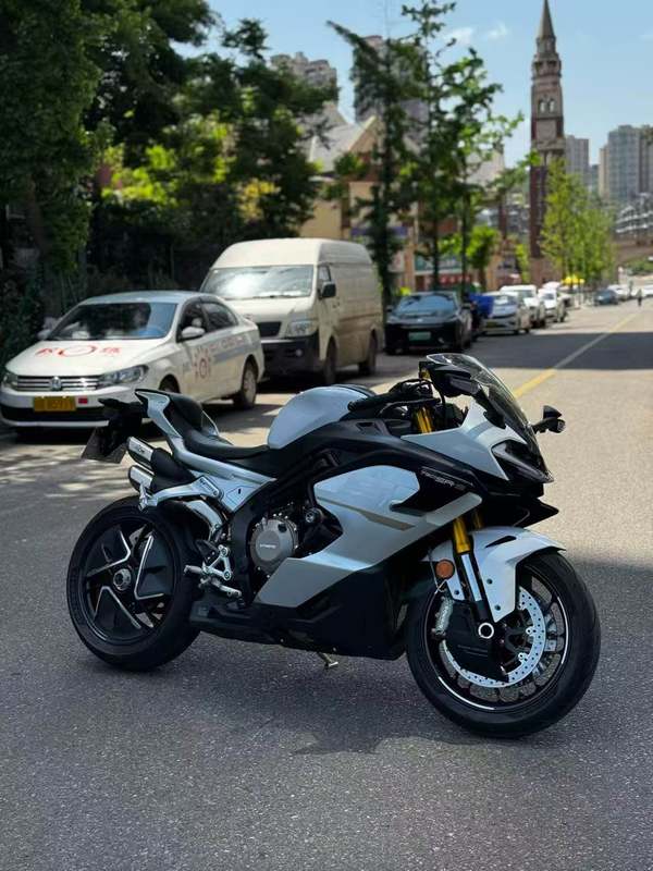 二手春风750SR-S