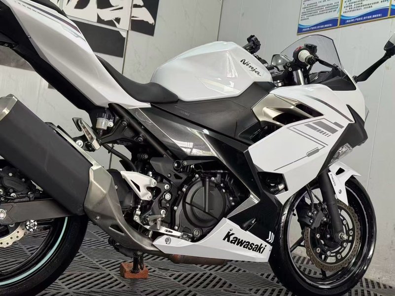 二手川崎Ninja 400