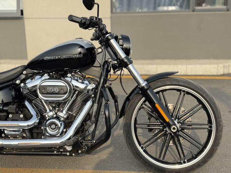 二手哈雷戴维森突破者 Breakout