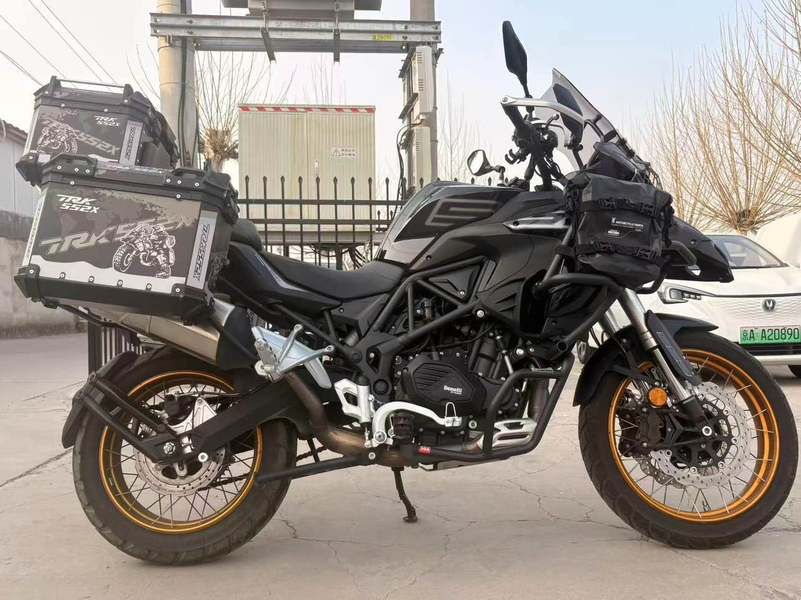 二手贝纳利TRK552